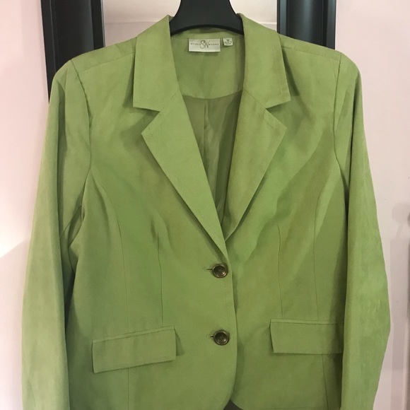 ladies jackets size 18